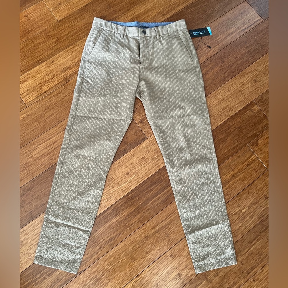 Seersucker Golf Pant from Bonobos. Size 31 waist, 30 length. Slim Taper. Tan